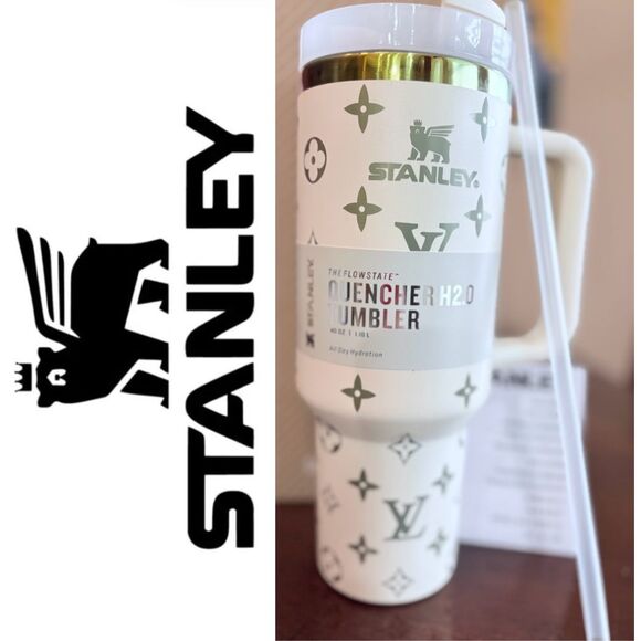 STANLEY -NWTIB Off-White Quencher H2O Flow State Tumbler/40 fl oz/Gradient Color - Picture 1 of 14